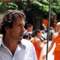 Simon Mott